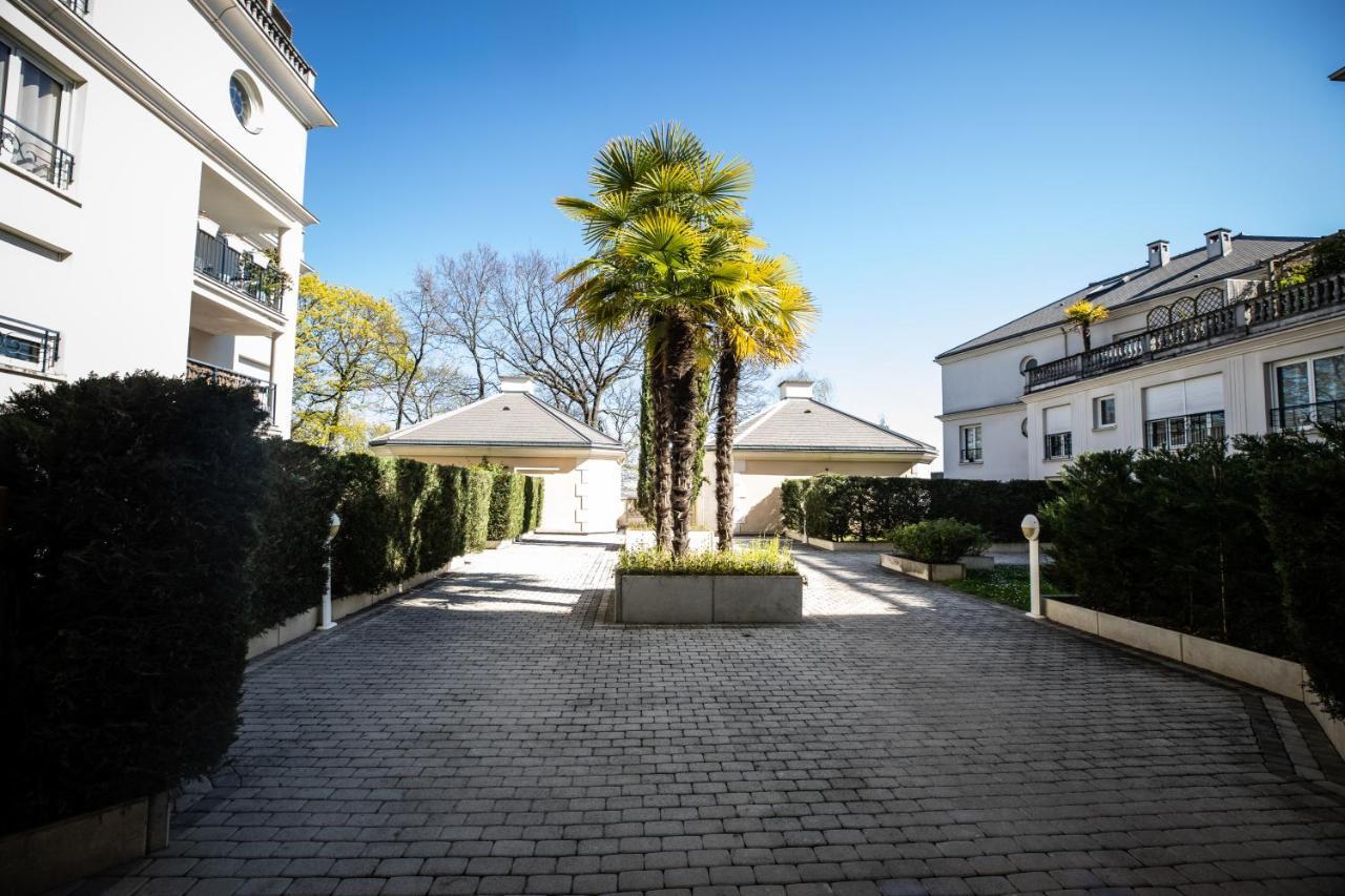 Fabulous standing et parking privé Apartment Le Plessis-Robinson Bagian luar foto